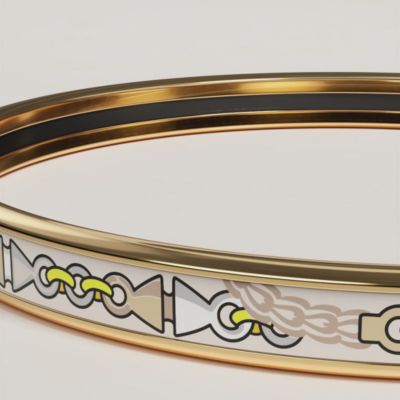 Flora y Plata bangle, View: video, view 2 of 4